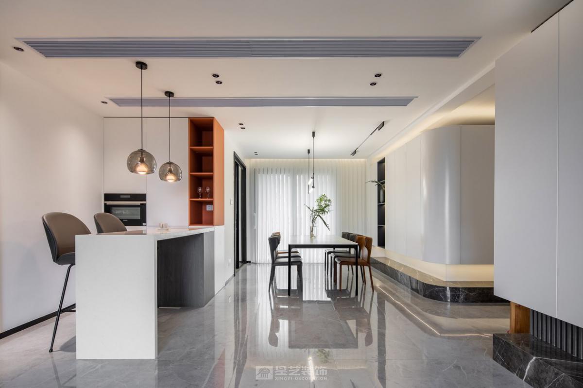 四口之家，小資幸福